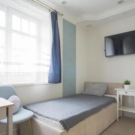 Apartment Roomsy