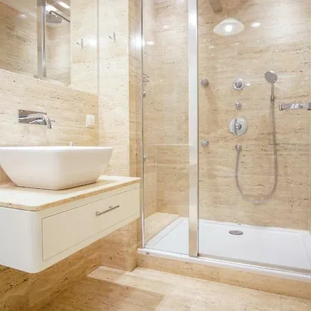 Apartment Roomsy Zoppot